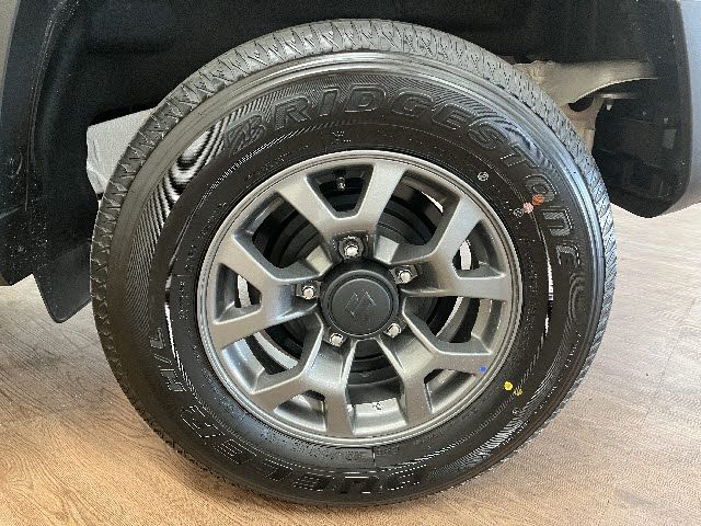 SUZUKI JIMNY NOMADE 2026 Image 31