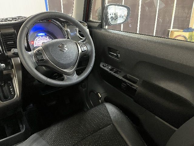 SUZUKI HUSTLER 2017 Image 31