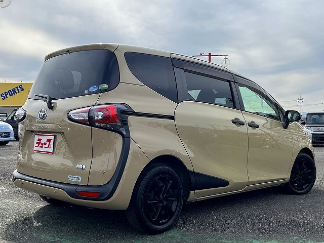 TOYOTA SIENTA HYBRID 2020 Image 31