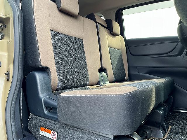 TOYOTA SIENTA HYBRID 2020 Image 31