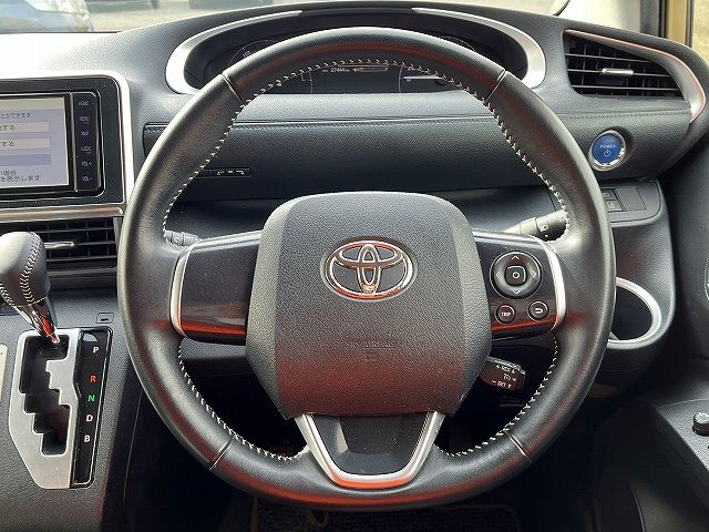 TOYOTA SIENTA HYBRID 2020 Image 31
