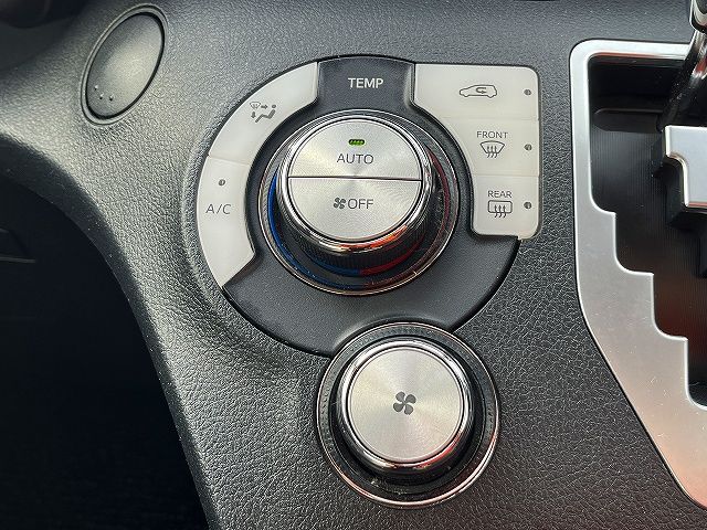 TOYOTA SIENTA HYBRID 2020 Image 31