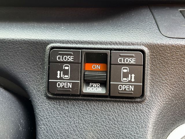 TOYOTA SIENTA HYBRID 2020 Image 31