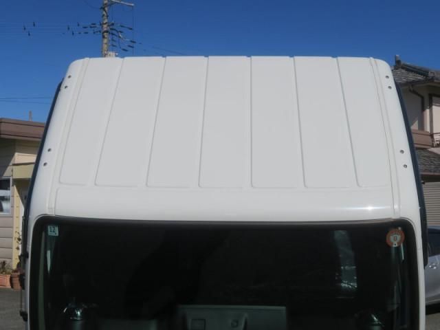 MITSUBISHI CANTER 2025 Image 31