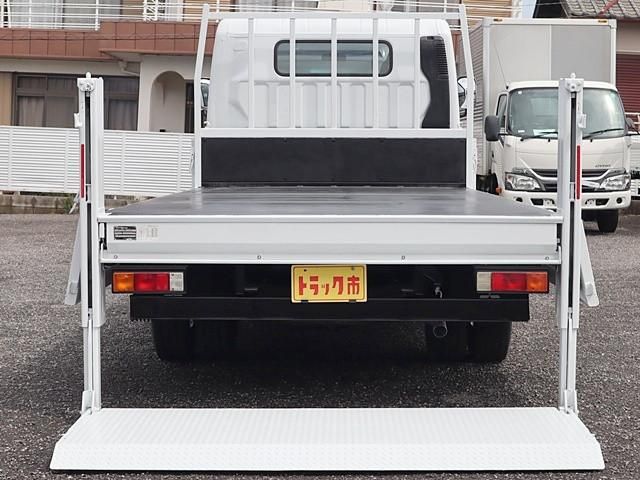 MITSUBISHI CANTER 2018 Image 31