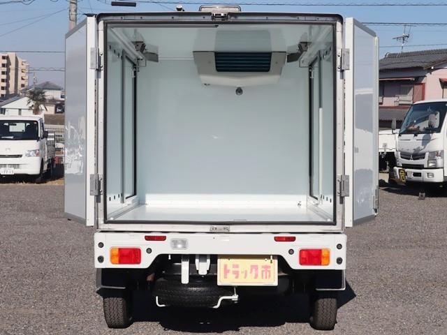 SUZUKI CARRY TRUCK 4WD 2024 Image 31
