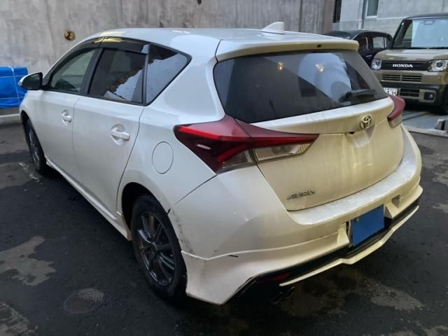 TOYOTA AURIS 4WD 2016 Image 31