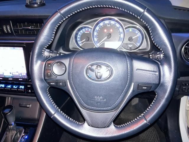TOYOTA AURIS 4WD 2016 Image 31