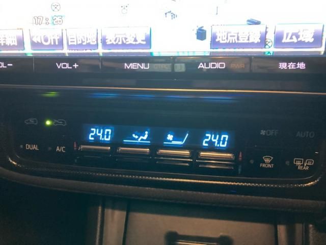 TOYOTA AURIS 4WD 2016 Image 31