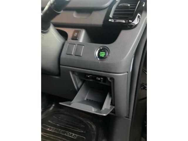 TOYOTA VOXY 2009 Image 31