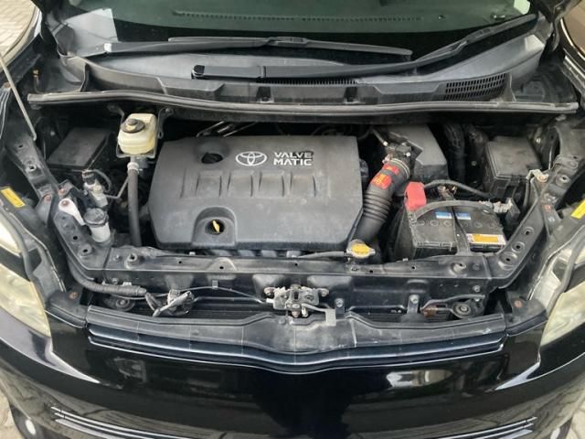 TOYOTA VOXY 2009 Image 31