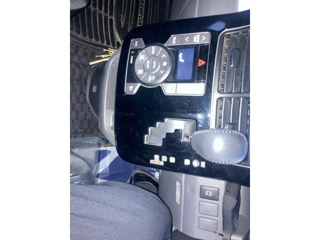 TOYOTA VOXY 2009 Image 31