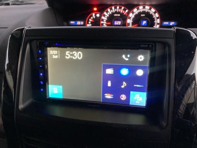 TOYOTA VOXY 2009 Image 31