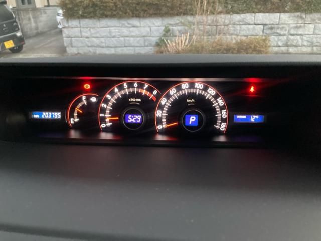 TOYOTA VOXY 2009 Image 31