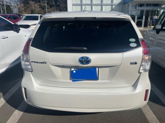 TOYOTA PRIUS ALPHA 2016 Image 31