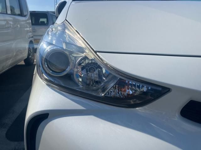 TOYOTA PRIUS ALPHA 2016 Image 31