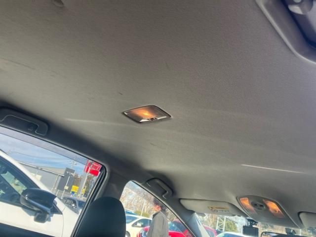 TOYOTA PRIUS ALPHA 2016 Image 31