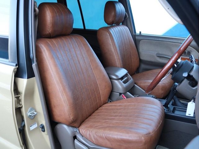 TOYOTA LANDCRUISER PRADO 2001 Image 31