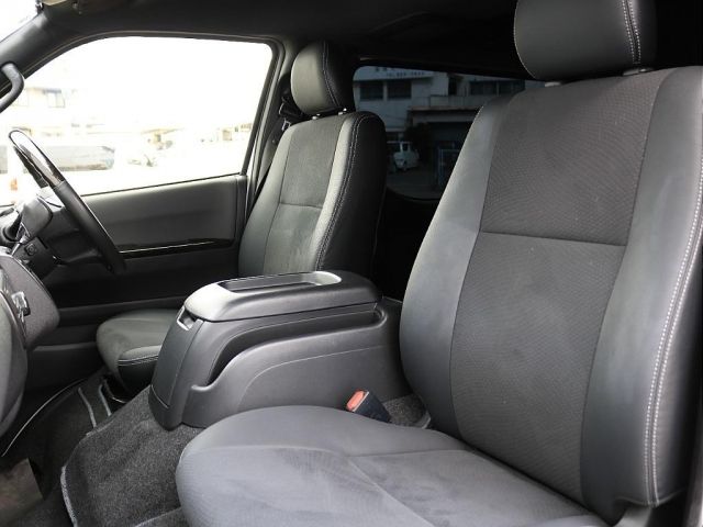 TOYOTA HIACE VAN 2WD 2021 Image 31