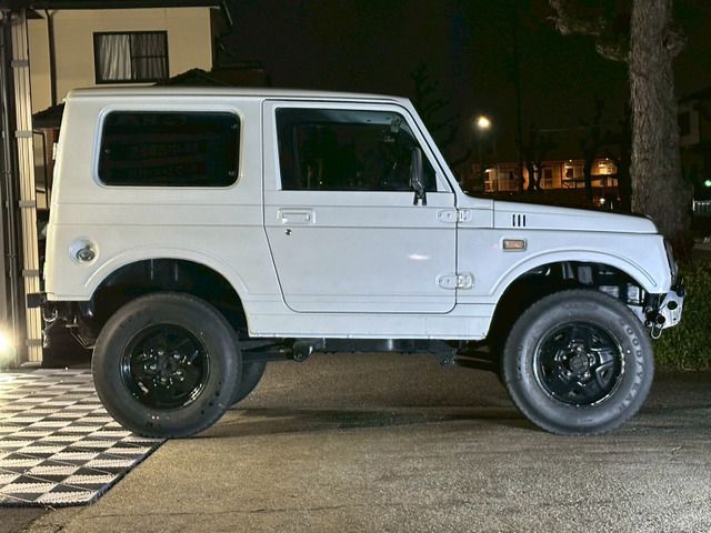 SUZUKI JIMNY 4WD 1996 Image 31