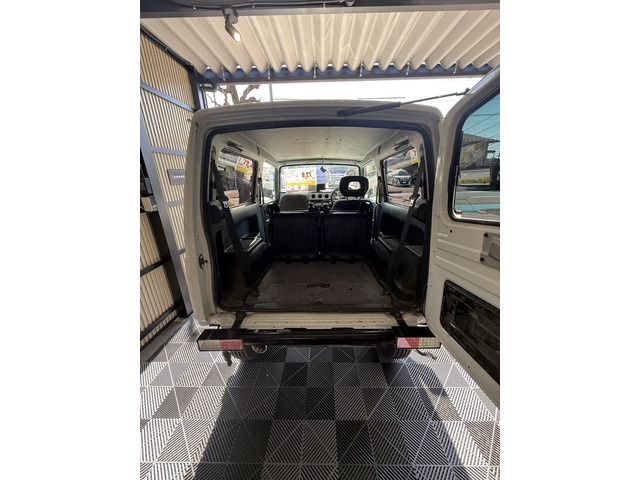 SUZUKI JIMNY 4WD 1996 Image 31