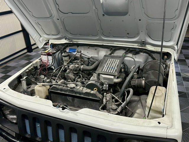 SUZUKI JIMNY 4WD 1996 Image 31