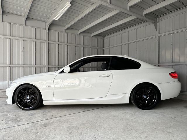 BMW 3SERIES COUPE 2012 Image 31