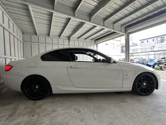 BMW 3SERIES COUPE 2012 Image 31