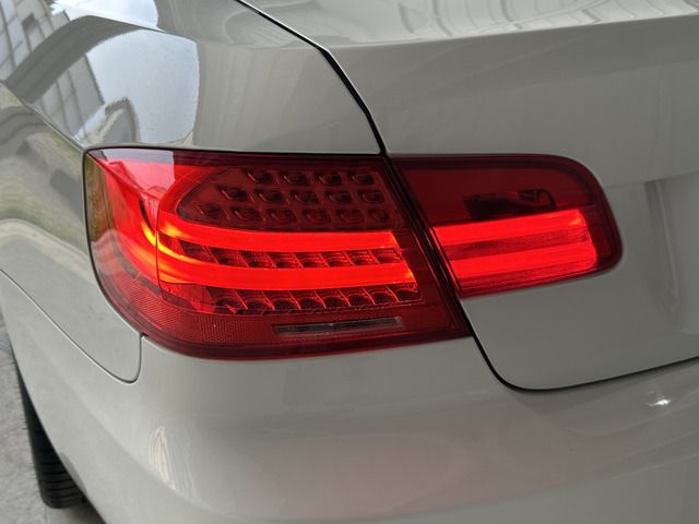 BMW 3SERIES COUPE 2012 Image 31