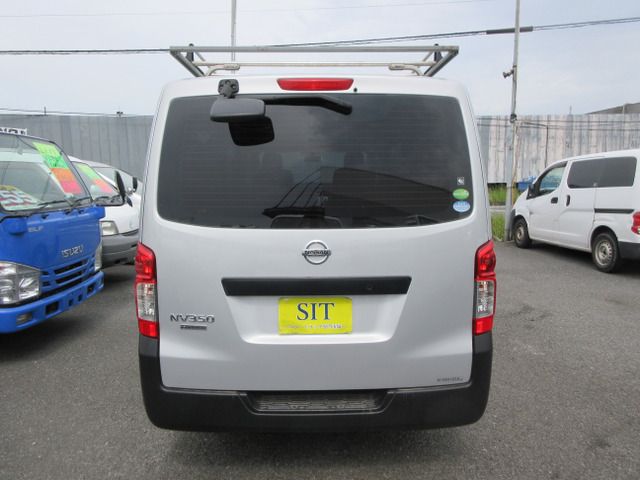 NISSAN NV350 CARAVAN 1.2T 2017 Image 31