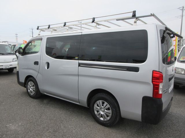 NISSAN NV350 CARAVAN 1.2T 2017 Image 31