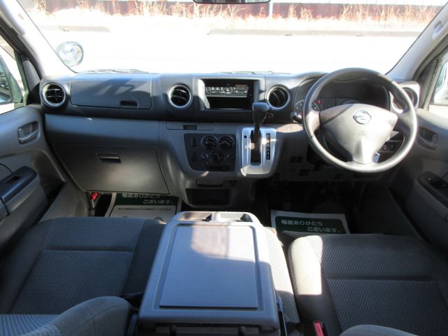 NISSAN NV350 CARAVAN 1.2T 2017 Image 31