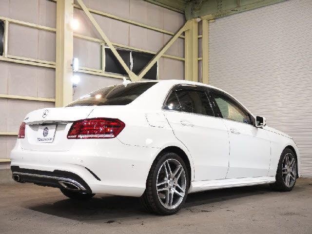 MERCEDES BENZ E CLAS 2015 Image 31