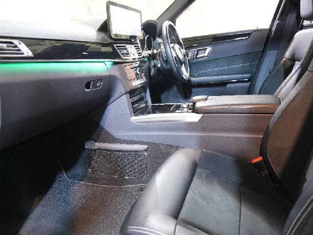 MERCEDES BENZ E CLAS 2015 Image 31