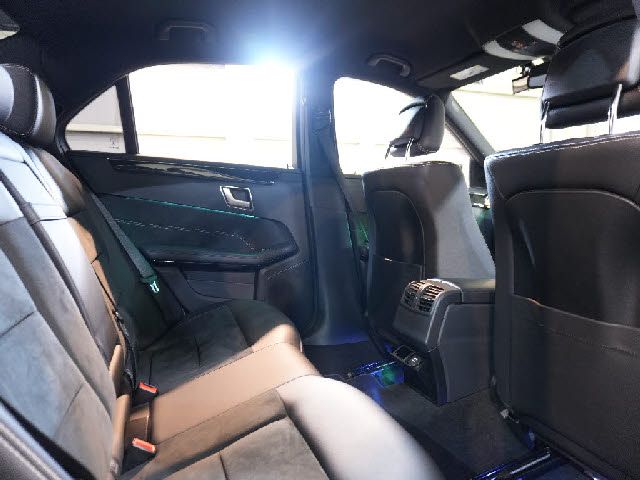MERCEDES BENZ E CLAS 2015 Image 31