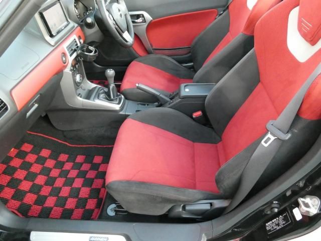 DAIHATSU COPEN 2016 Image 31