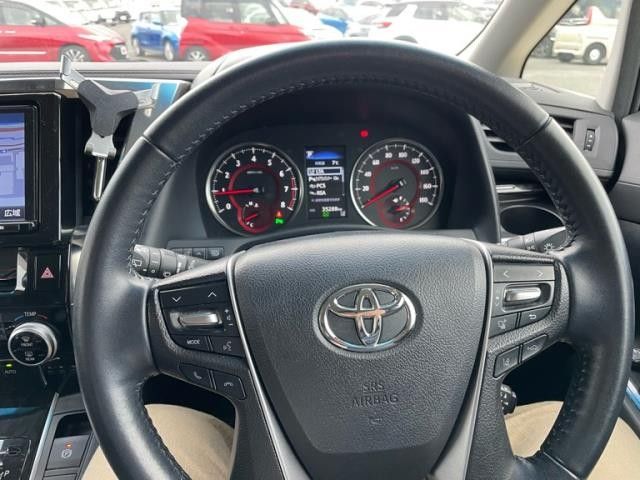 TOYOTA VELLFIRE 2018 Image 31