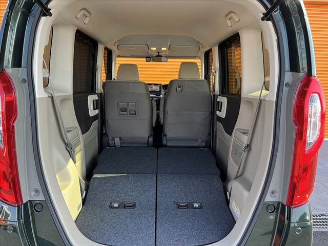 HONDA N BOX 2017 Image 31