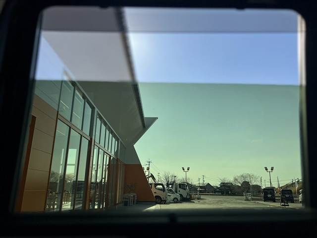 HONDA N BOX 2017 Image 31