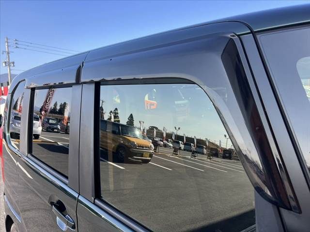 HONDA N BOX 2017 Image 31