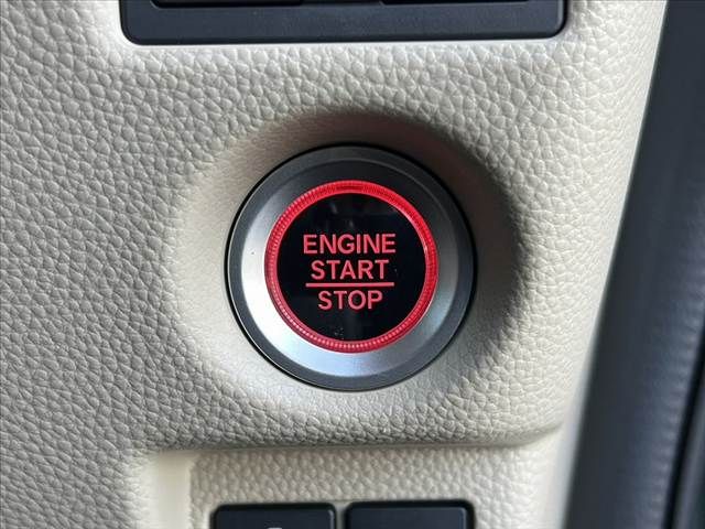 HONDA N BOX 2017 Image 31