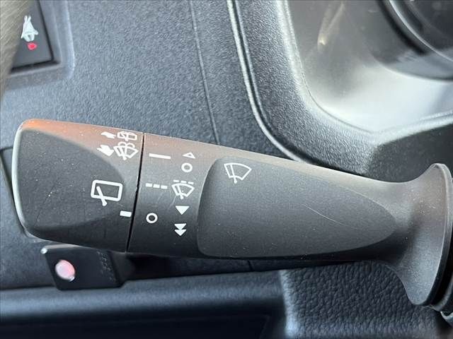 DAIHATSU ATRAI VAN 2022 Image 31