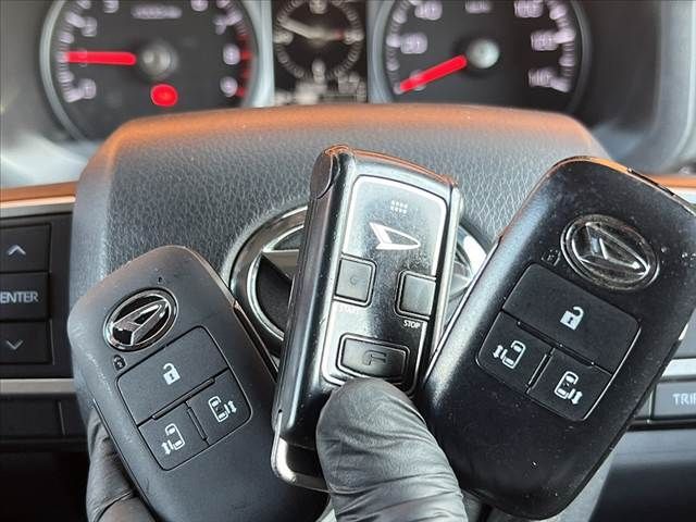 DAIHATSU ATRAI VAN 2022 Image 31