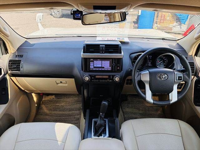 TOYOTA LANDCRUISER PRADO 2014 Image 31