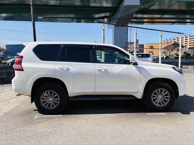 TOYOTA LANDCRUISER PRADO 2014 Image 31