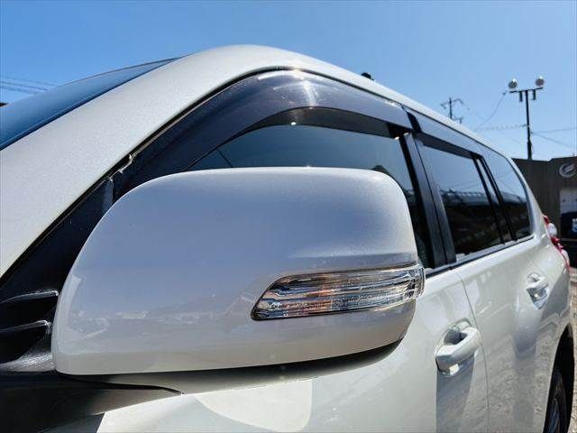 TOYOTA LANDCRUISER PRADO 2014 Image 31