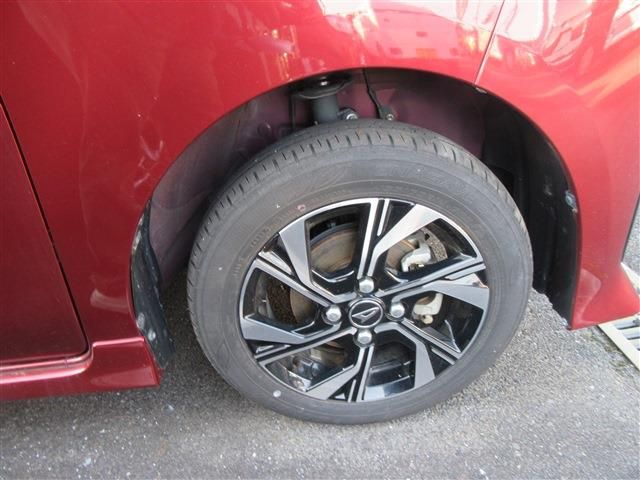 DAIHATSU TANTO CUSTOM 4WD 2024 Image 31