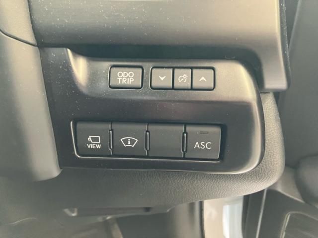 TOYOTA LEXUS UX250H 2023 Image 31