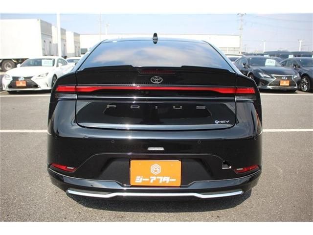 TOYOTA PRIUS 4WD 2023 Image 31