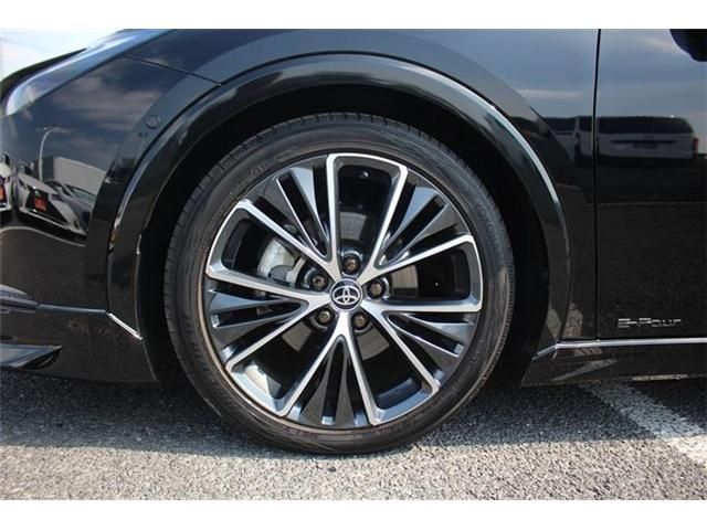 TOYOTA PRIUS 4WD 2023 Image 31